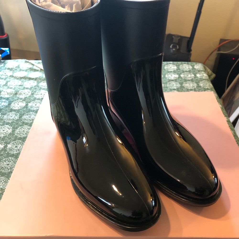 Brand New!! Kate Spade ♠️ Rainbow Rain Boots Size 9 Sold Out!!